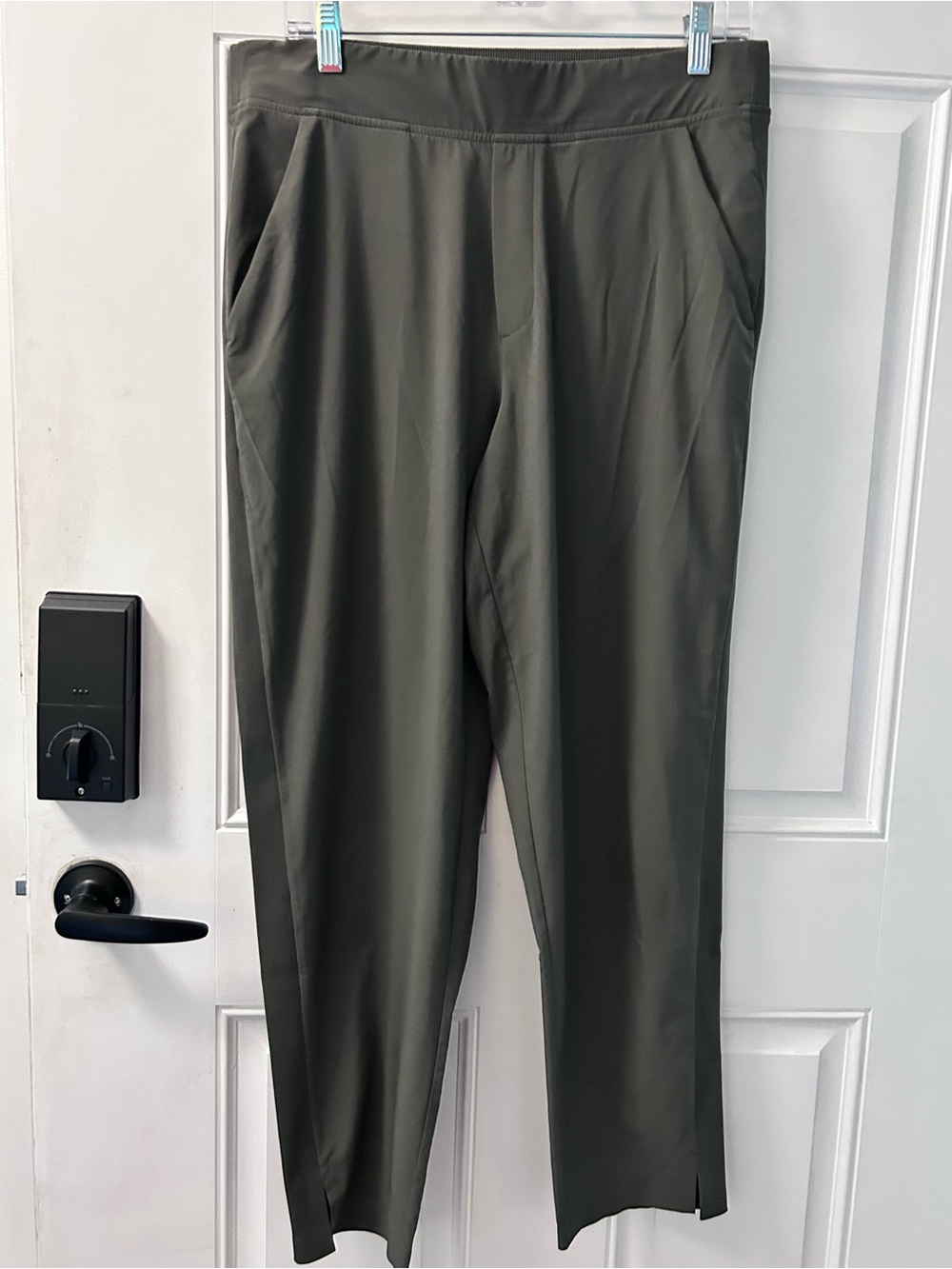 Athleta Women’s  Olive Green Stretch Trousers